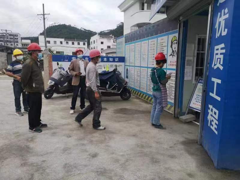 屯溪城建投公司多措并舉，筑牢建筑工地“防疫墻”